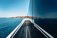 AqvaLuxe Yachts